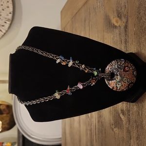 Beautiful necklace with gladden pendant